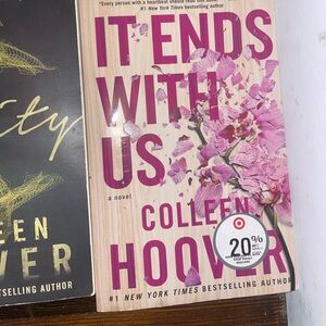Easy Reads! Colleen Hoover and Jenny Han